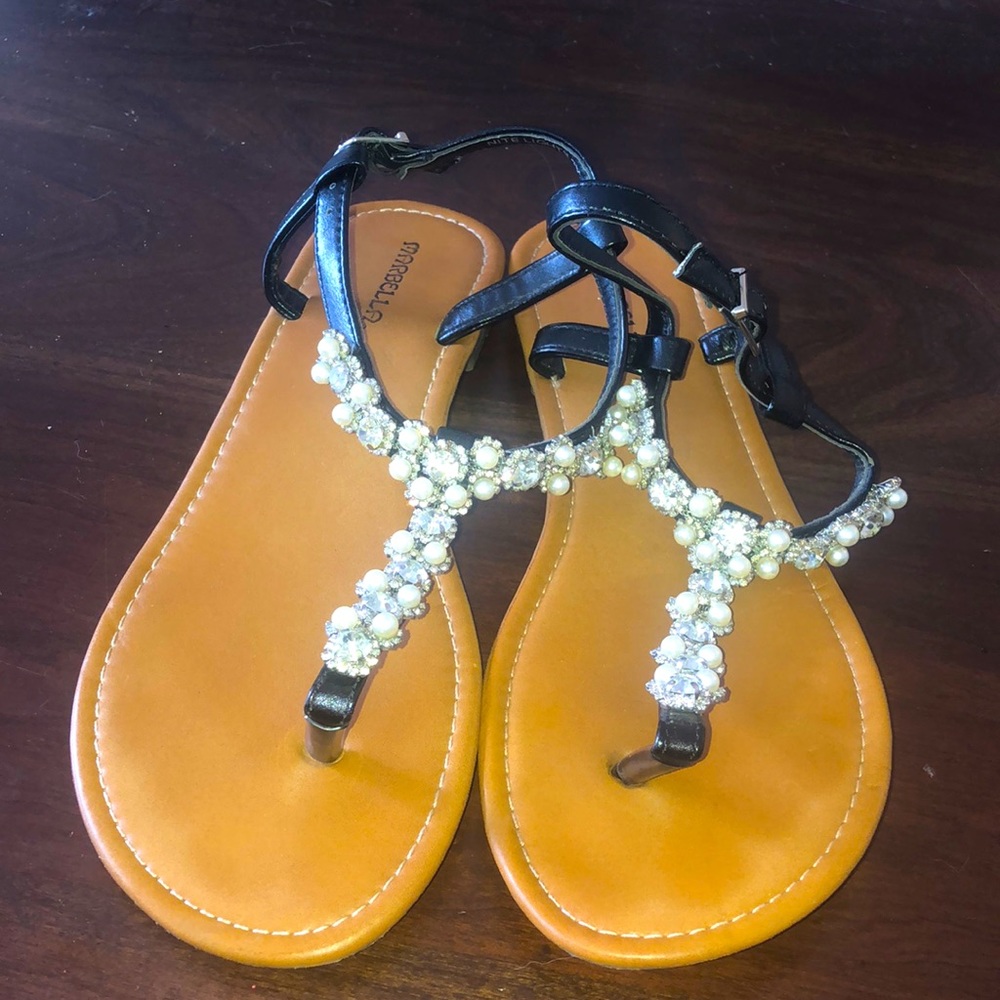 Used sandals